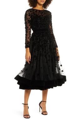 Mac Duggal Black Size 4 Flare Velvet Sweetheart Cocktail Dress on Queenly