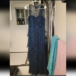 Style Straight Adrianna Papell Blue Size 6 Straight Dress on Queenly