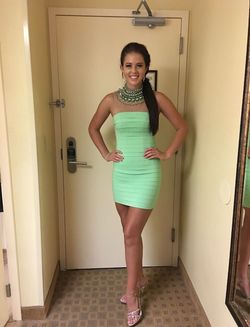 Sherri Hill Green Size 2 Jersey Mini Cocktail Dress on Queenly