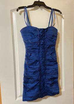 BCBG Max Azria Blue Size 8 Jersey Prom Nightclub Quinceanera Cocktail Dress on Queenly