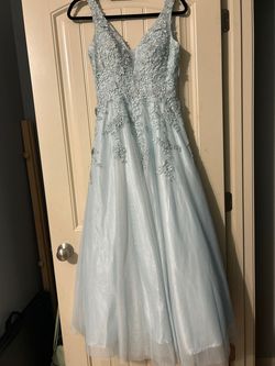 Ellie Wilde Blue Size 4 Prom Floor Length Straight Dress on Queenly
