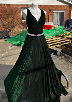 Green Size 28 Train Dress on Queenly