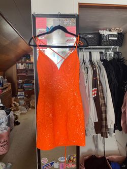 Amarra Orange Size 6 Plunge Free Shipping Cocktail Dress on Queenly