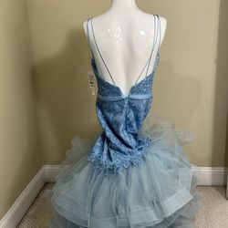 Camille La Vie Blue Size 2 Floor Length Plunge Medium Height Mermaid Dress on Queenly