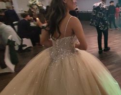Morelle Nude Size 4 Prom Plunge Quinceanera Floor Length Quinceañera Ball gown on Queenly