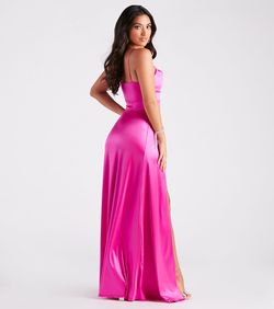 Style 05002-8096 Windsor Green Size 4 Shiny 05002-8096 Wedding Guest Jersey Side slit Dress on Queenly