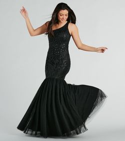 Style 05002-8072 Windsor Black Size 4 Sequined Sheer Padded Pattern Backless Mermaid Dress on Queenly