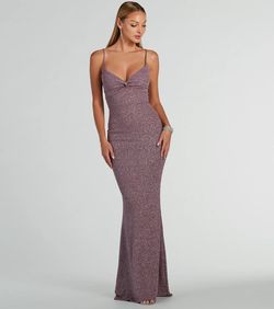 Style 05002-8432 Windsor Purple Size 0 Bridesmaid V Neck Mermaid Dress on Queenly