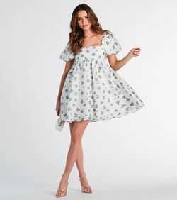 Style 05101-3358 Windsor White Size 4 Floral Tall Height Flare Sorority Cocktail Dress on Queenly