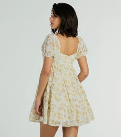 Style 05101-3144 Windsor White Size 0 Sleeves Floral 05101-3144 Flare Straight Dress on Queenly