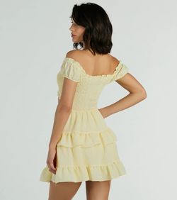 Style 05101-3054 Windsor Yellow Size 4 Flare Ruffles Sweetheart Cocktail Dress on Queenly