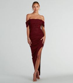 Style 05002-8453 Windsor Red Size 0 Prom Bridesmaid Winter Formal Side slit Dress on Queenly