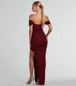 Style 05002-8453 Windsor Red Size 4 Winter Formal Jersey Sheer Side slit Dress on Queenly