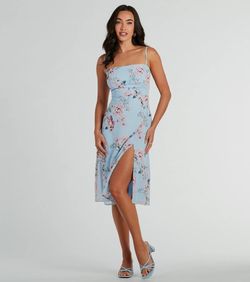 Style 05101-2356 Windsor Blue Size 4 A-line Floral Side slit Dress on Queenly