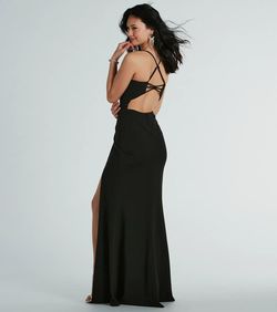 Style 05002-8283 Windsor Black Size 0 Backless Mermaid Bridesmaid Floor Length Side slit Dress on Queenly