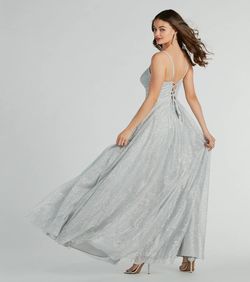 Style 05002-8092 Windsor Silver Size 0 Spaghetti Strap Jersey Padded Pattern Backless Straight Dress on Queenly