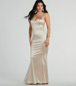 Style 05002-8046 Windsor Gold Size 4 Plunge Padded Backless Spaghetti Strap Mermaid Dress on Queenly
