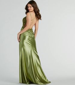 Style 05005-0130 Windsor Green Size 4 Corset Satin Jersey Sheer Side slit Dress on Queenly