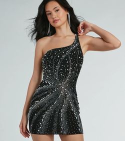 Style 05103-5381 Windsor Black Size 4 05103-5381 One Shoulder Mini Cocktail Dress on Queenly