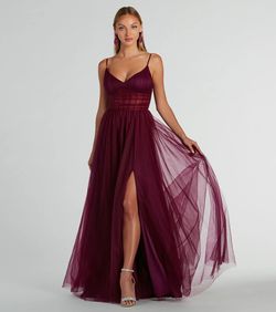 Style 05002-8116 Windsor Purple Size 0 Padded Spaghetti Strap Ball Gown Corset Side slit Dress on Queenly