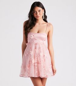 Style 05101-2991 Windsor Pink Size 4 Spaghetti Strap Floral Sheer Cocktail Dress on Queenly