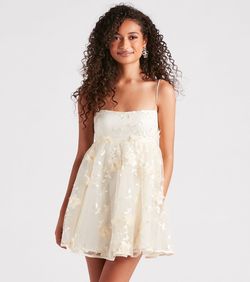 Style 05101-2988 Windsor White Size 0 Spaghetti Strap Floral Sheer Cocktail Dress on Queenly