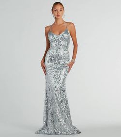 Style 05002-8421 Windsor Silver Size 0 Backless V Neck Pattern Prom Straight Dress on Queenly
