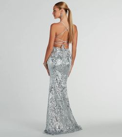 Style 05002-8421 Windsor Silver Size 4 Spaghetti Strap Sequined Jersey Pattern Backless Straight Dress on Queenly