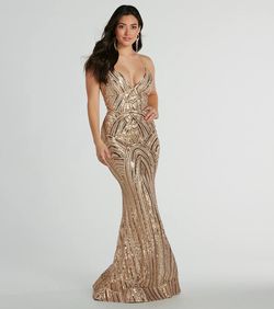 Style 05002-8171 Windsor Gold Size 0 Floor Length Shiny Wedding Guest Jersey Mermaid Dress on Queenly