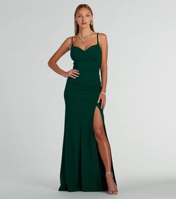 Style 05002-8197 Windsor Green Size 0 Custom Padded Spaghetti Strap Sweetheart Side slit Dress on Queenly
