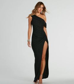 Style 05002-8214 Windsor Black Size 0 Tall Height Prom Wedding Guest Side slit Dress on Queenly