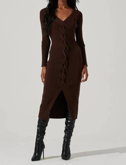 Style 1-3500512213-3014 ASTR Brown Size 8 Side Slit Cocktail Dress on Queenly