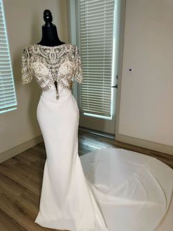 Style Pronovias Atelier Roca Pronovias White Size 2 Sleeves Wedding Free Shipping Mermaid Dress on Queenly