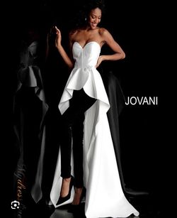 Style 1004008052 Jovani White Size 4 Sweetheart Strapless Jumpsuit Dress on Queenly