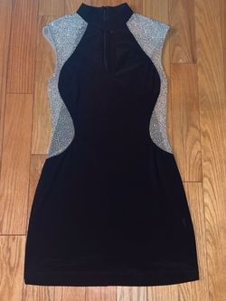Xscape Black Size 4 Cape Cap Sleeve Nightclub Jewelled Cocktail Dress on Queenly