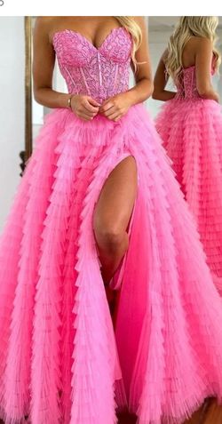 Style 56042 Sherri Hill Pink Size 6 Side Slit Tulle Jersey Ball gown on Queenly