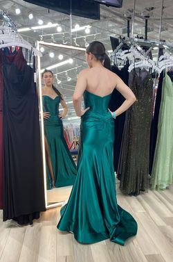 Style 55927 Sherri Hill Green Size 2 Tall Height Jersey 55927 Mermaid Dress on Queenly