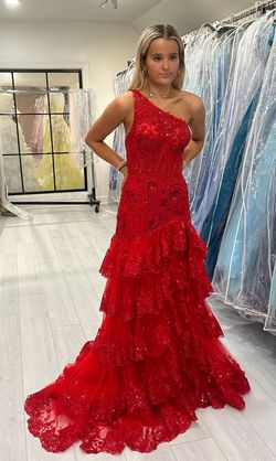 Style 55800 Sherri Hill Red Size 4 Medium Height Floor Length One Shoulder Prom Ball gown on Queenly