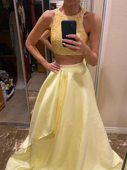 Style 28123a Jovani Yellow Size 2 Floor Length Swoop Prom Ball gown on Queenly