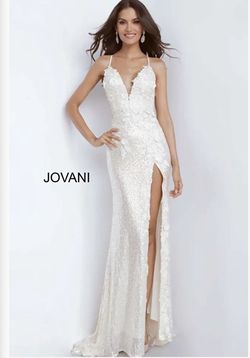 Style 1012 Jovani White Size 4 Prom Plunge 1012 Side slit Dress on Queenly