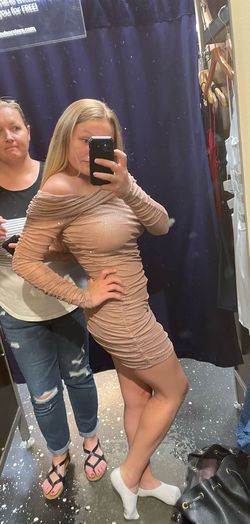 Windsor Nude Size 8 Sorority Prom Cocktail Dress on Queenly