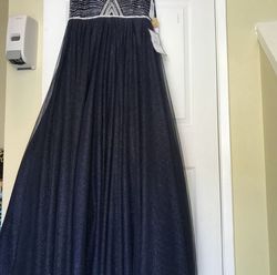 Tic say yes Blue Size 6 50 Off Ball gown on Queenly