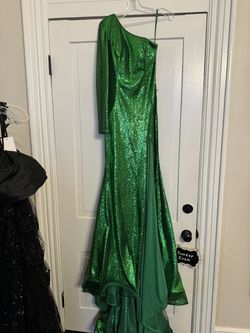Style 11026 Ashley Lauren Green Size 8 Floor Length Jersey Side slit Dress on Queenly