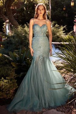 Style A1232 Andrea & Leo Couture Green Size 4 Prom Plunge Mermaid Dress on Queenly