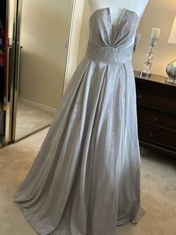 Betsy and Adam Nude Size 8 Strapless Jersey Ball gown on Queenly