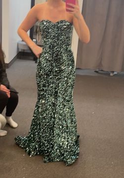 Style S10819 Faviana Green Size 0 Military Jersey Prom Mermaid Dress on Queenly
