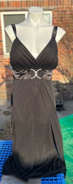 Taboo Black Size 20 Floor Length Plunge A-line Dress on Queenly