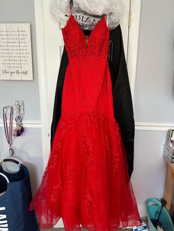 Amarra Red Size 8 Prom Jersey Medium Height Mermaid Dress on Queenly