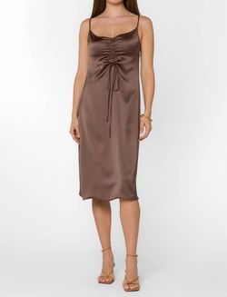 Style 1-1432027369-3855 Velvet Heart Brown Size 0 Free Shipping Cocktail Dress on Queenly