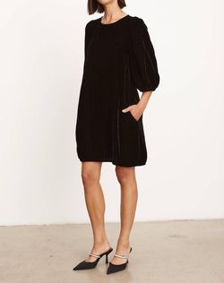 Style 1-3421823448-3236 Velvet by Graham & Spencer Black Size 4 Keyhole Mini Cocktail Dress on Queenly